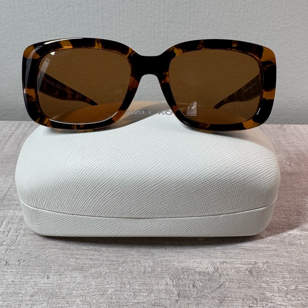 Michael Kors Brown Sunglasses Classic Tortoiseshell Design